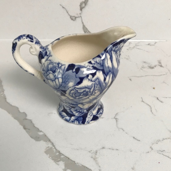 Myott and Son Vintage China Creamer Pitcher Bermuda Pattern Made in England - Picture 2 of 6